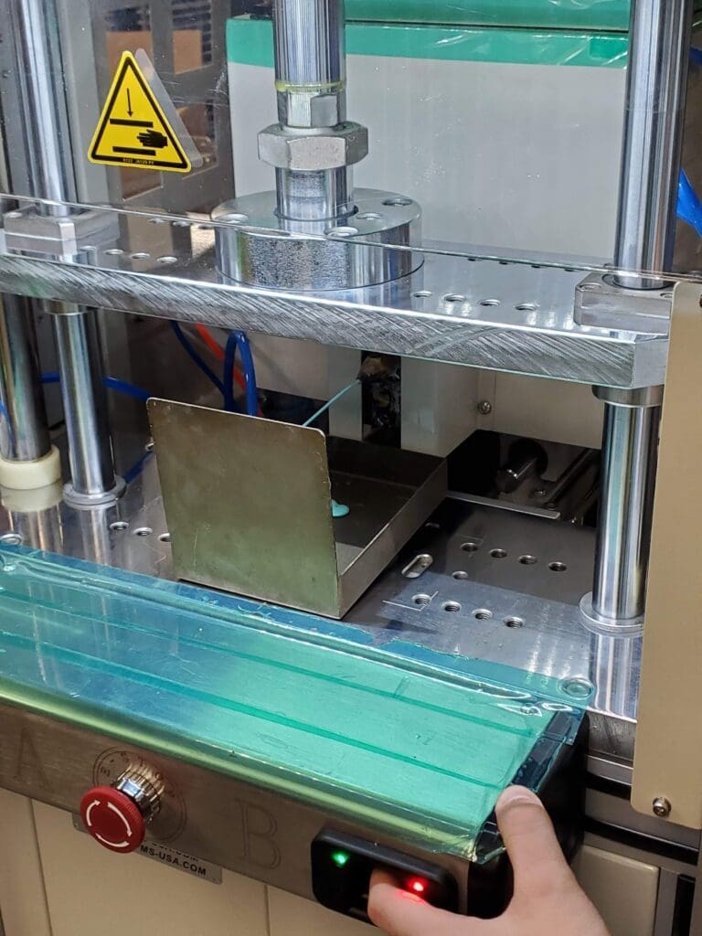 kent displays low pressure injection molding